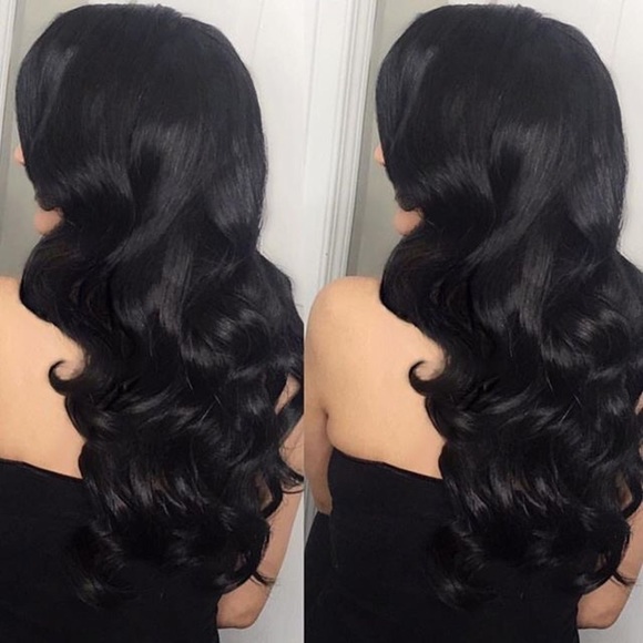 💫24” BLACK BODY WAVY LACE FRONT WIG💫 *NWT*
🆕🆕
